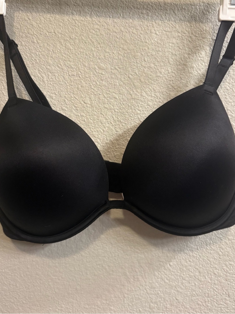 PINK Victoria’s Secret Black T-Shirt Push Up Bra 34D Lightly Lined